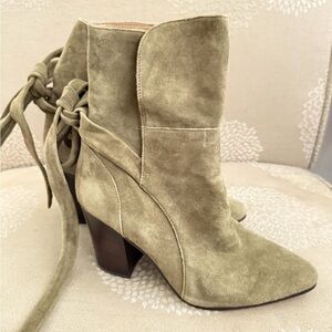 Banana Republic Olive Heeled Boots Suede Finish Tie Bow in back see all pics